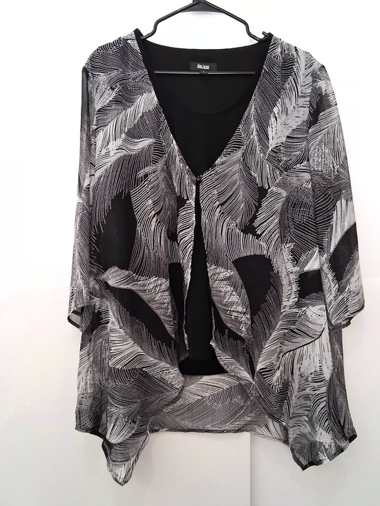 Investments Tops - SLIM FACTOR Black White Blouse Size Large 2 Pieces